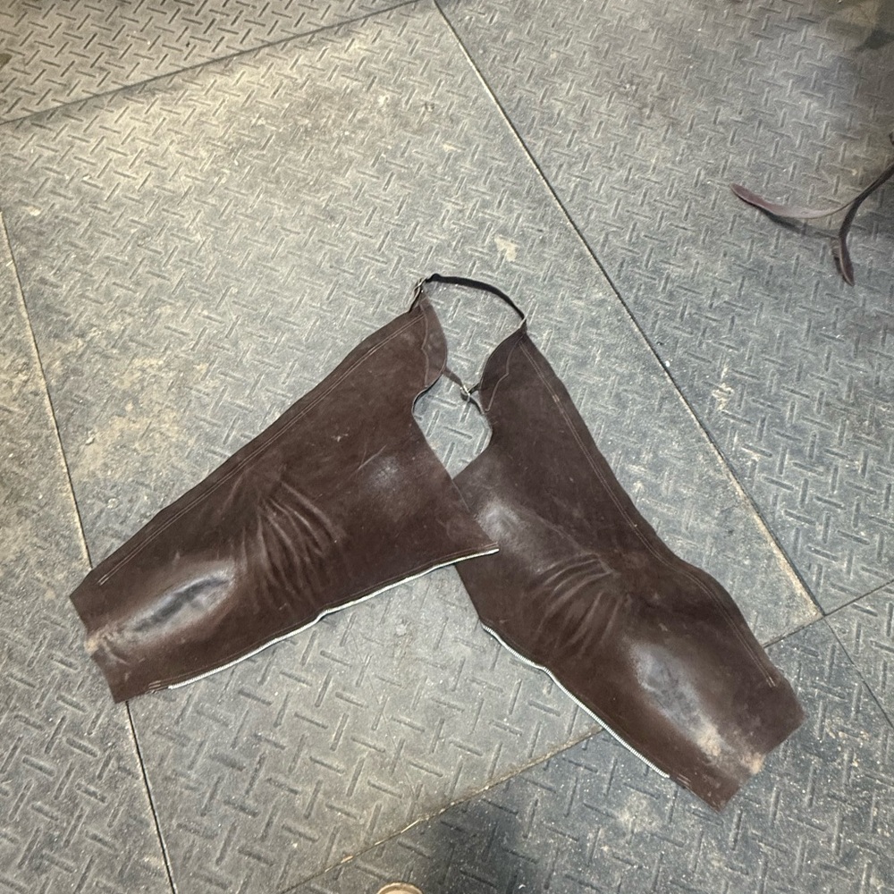 USA MADE 🇺🇸 Dark Brown Leather Chaps
